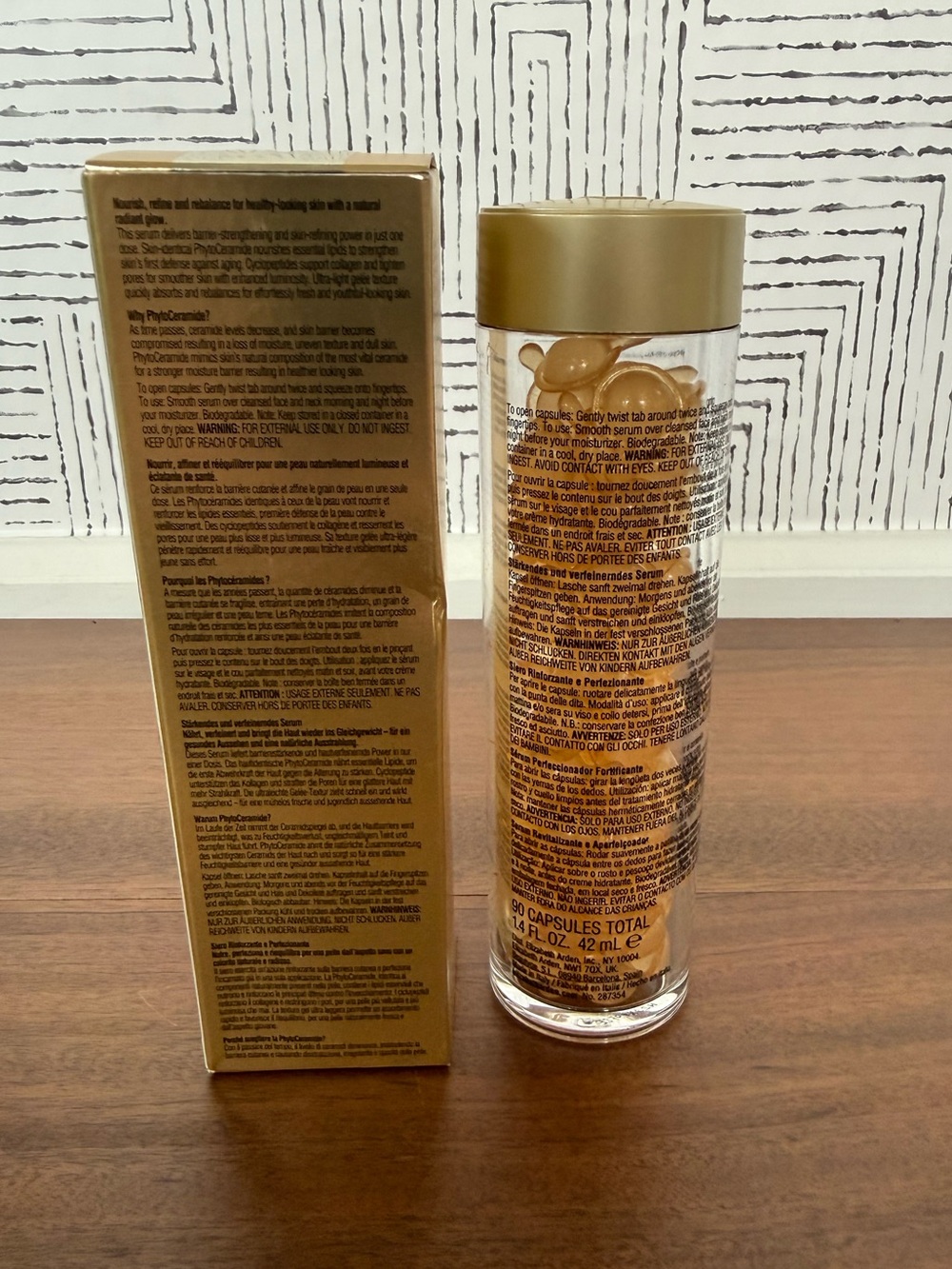 Elizabeth Arden Advanced Ceramide Capsules Youth Restoring Serum New - Picture 6 of 7